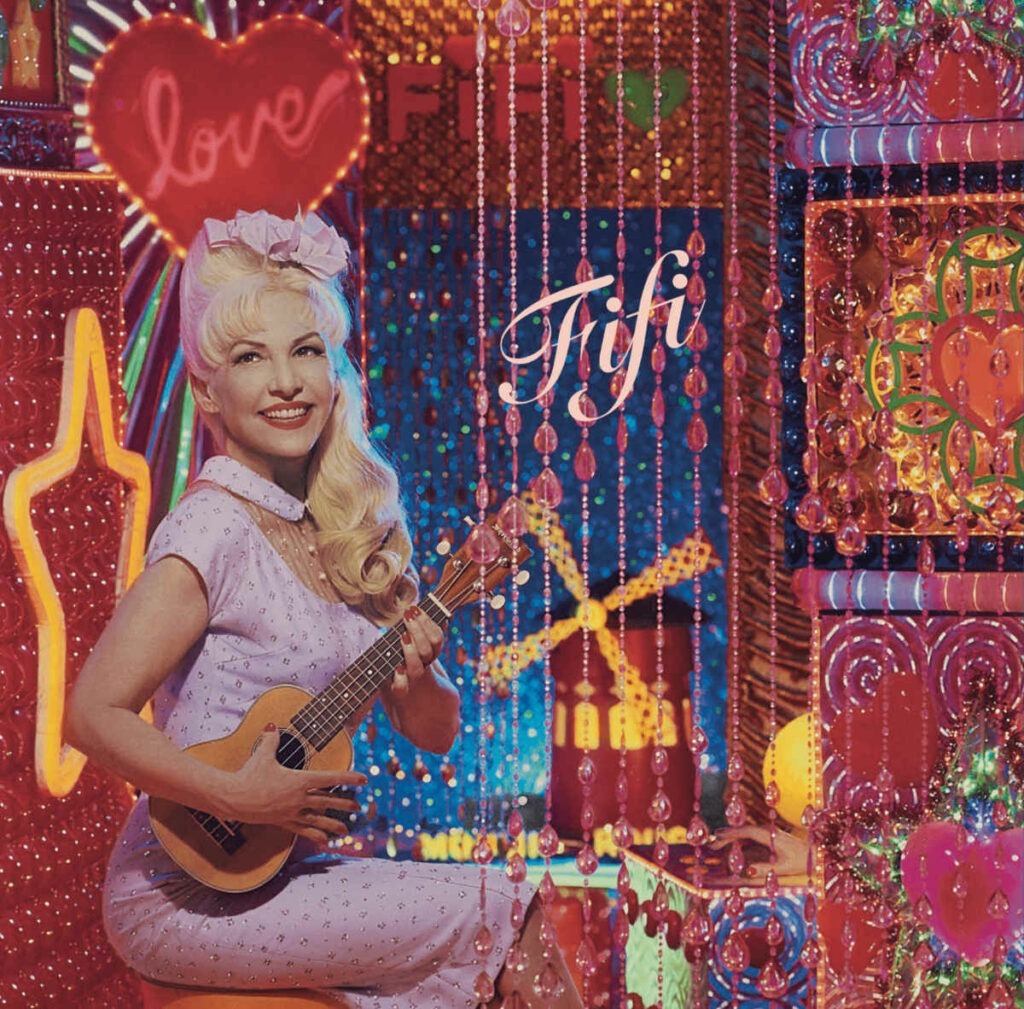 Fifi Chachnil 2 front vinyle fifi love