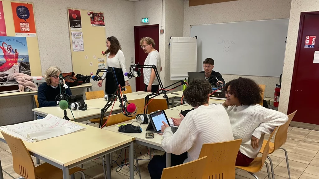 Atelier radio lors des Rencontres Théâtrales Interscolaires